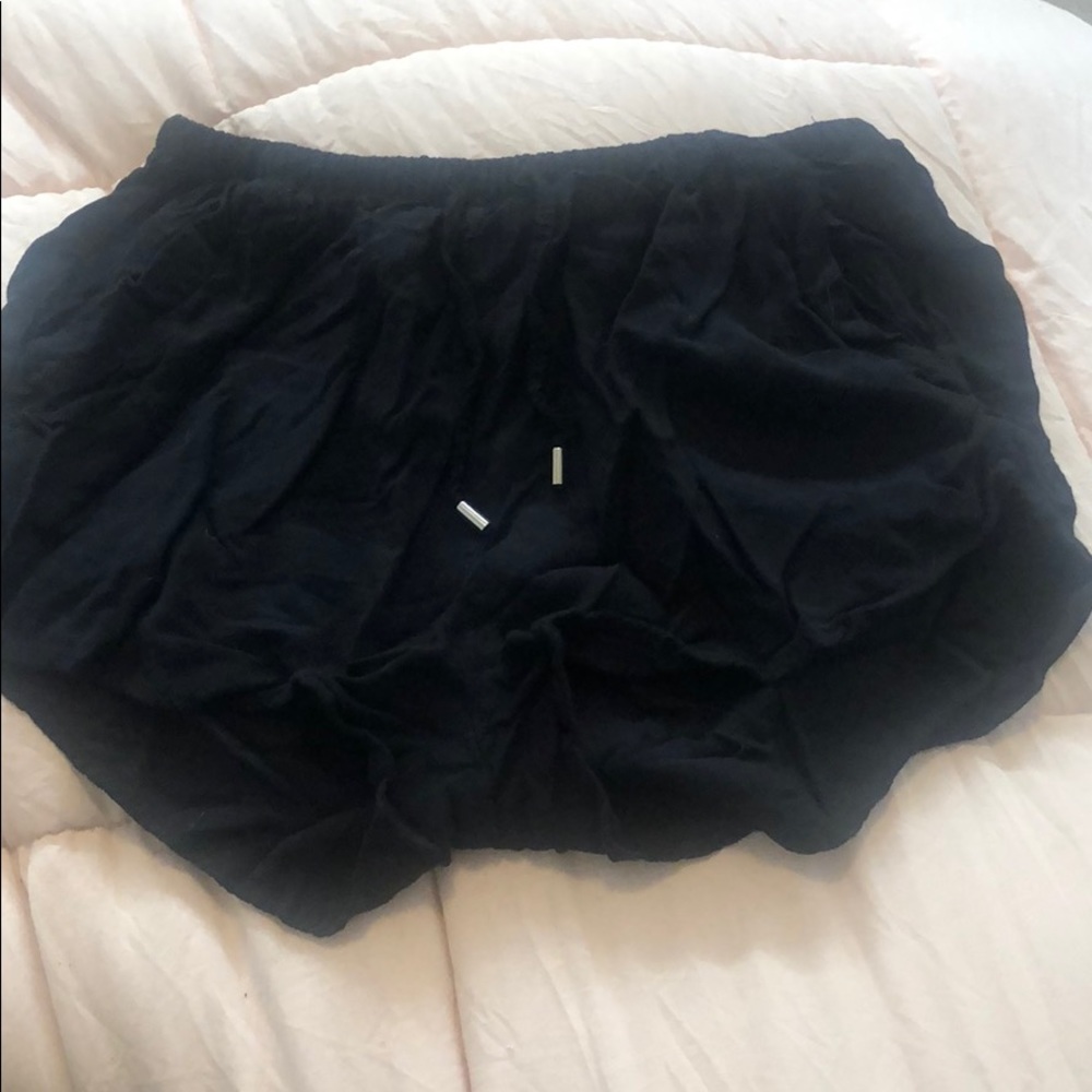 Loose shorts